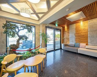 Pohang Hotel View - Pohang - Front desk