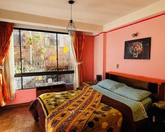 Casa de Huéspedes 'La Casa Bonita' - La Paz - Bedroom