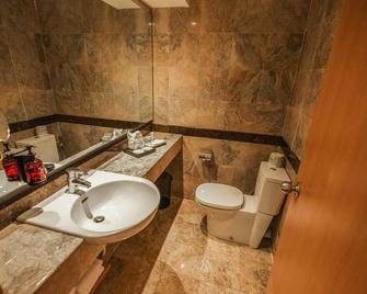 Hotel Kimaya Slipi Jakarta By Harris - Jakarta