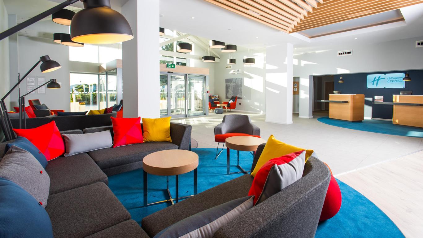 Holiday Inn Express Portsmouth - North By IHG