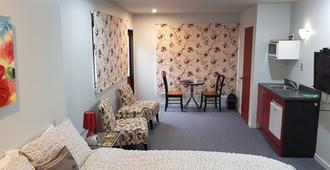 Anchor Down Bed & Breakfast - Picton - Bedroom