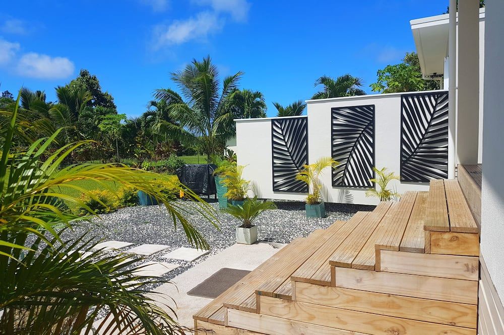 Mama Taras Bungalows - Rarotonga - Outdoors view