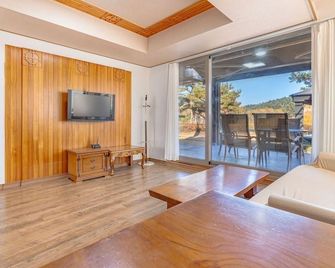 Gapyeong Yirae Pension - Gapyeong - Bedroom