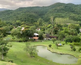 Chalé 02 quartos no Sítio Solar di Stella - Itatiaia - Extérieur