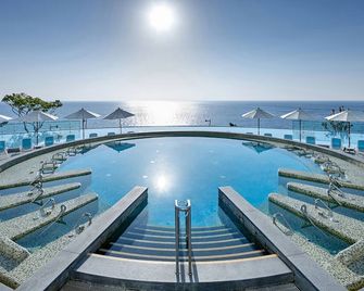 Lotte Resort Sokcho - Sokcho - Pool