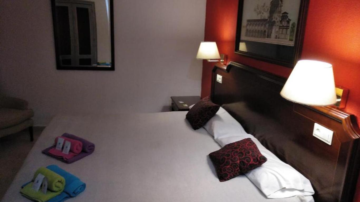 Hotel Nuevo Ara