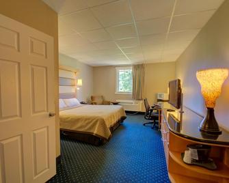 Village Inn - Annapolis - Bedroom