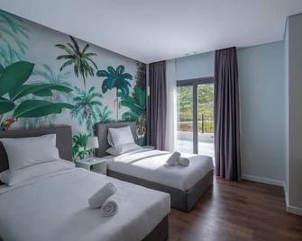 Rivera 2bedroom with Garden Eastown near EDNC Mall - New Cairo - Bedroom