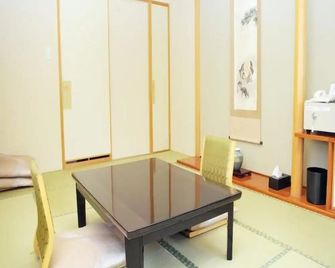 Yumoto Ginsenkaku - Kamikawa