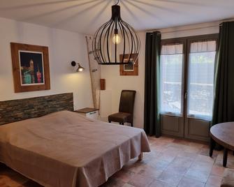 Superbe T2 60m2 classé 5 étoiles, quartier des peintres, calme, plages à pied, climatisation, wifi - Collioure - Bedroom