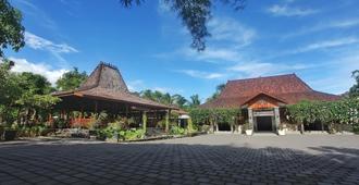 Amata Borobudur Resort - Magelang - Lobby