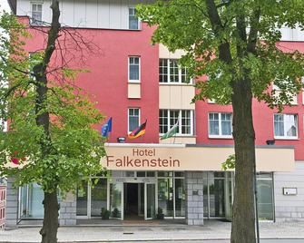 Hotel Falkenstein - Falkenstein (Vogtland) - Building