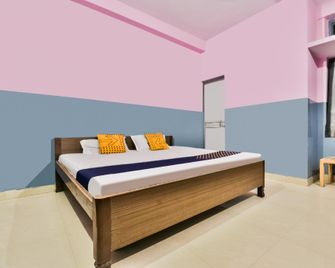 Spot On Hotel Harsh - Motihari - Bedroom