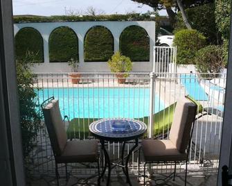 Le Patio des Mimosas - Cassis - Piscina