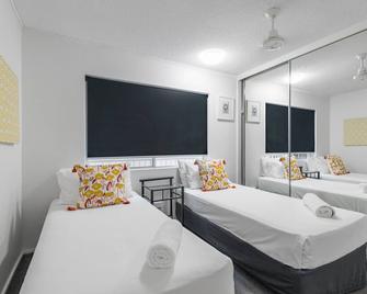 Marina Terraces Port Douglas - Port Douglas - Bedroom