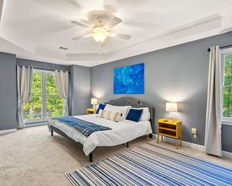 Indoor Games, Pool Table, 10 min to UGA - Athens - Bedroom