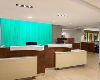 Fairfield Inn & Suites by Marriott Orlando Kissimmee/Celebration - Kissimmee - Rezeption