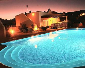 Be Eleven Villa: A Luxury Accomodation, In Peaceful South East Crete - Makry Gialos - Bazén