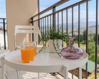 Relais del Parco Azzurro e Relais del Parco Rosa - L'Aquila - Balkon