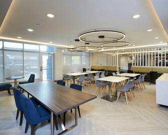 TownePlace Suites by Marriott Hamilton - 哈密爾頓 - 餐廳