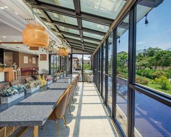 Outline B&B - Liuqiu - Balcony