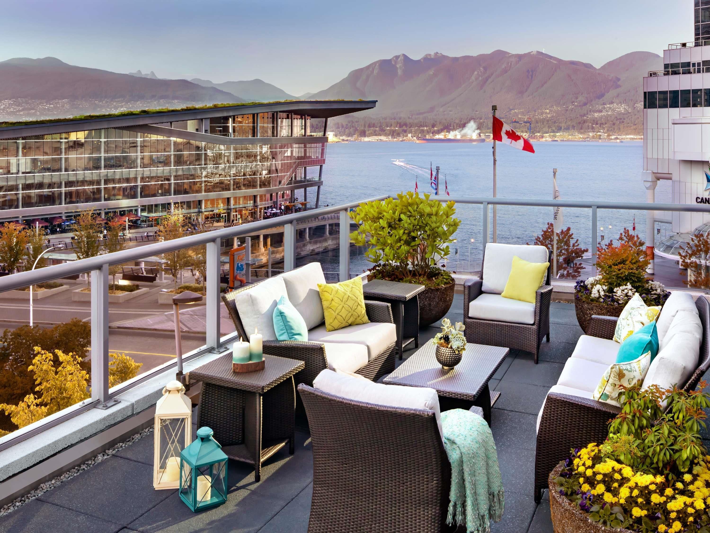 Fairmont Waterfront - ונקובר - מרפסת