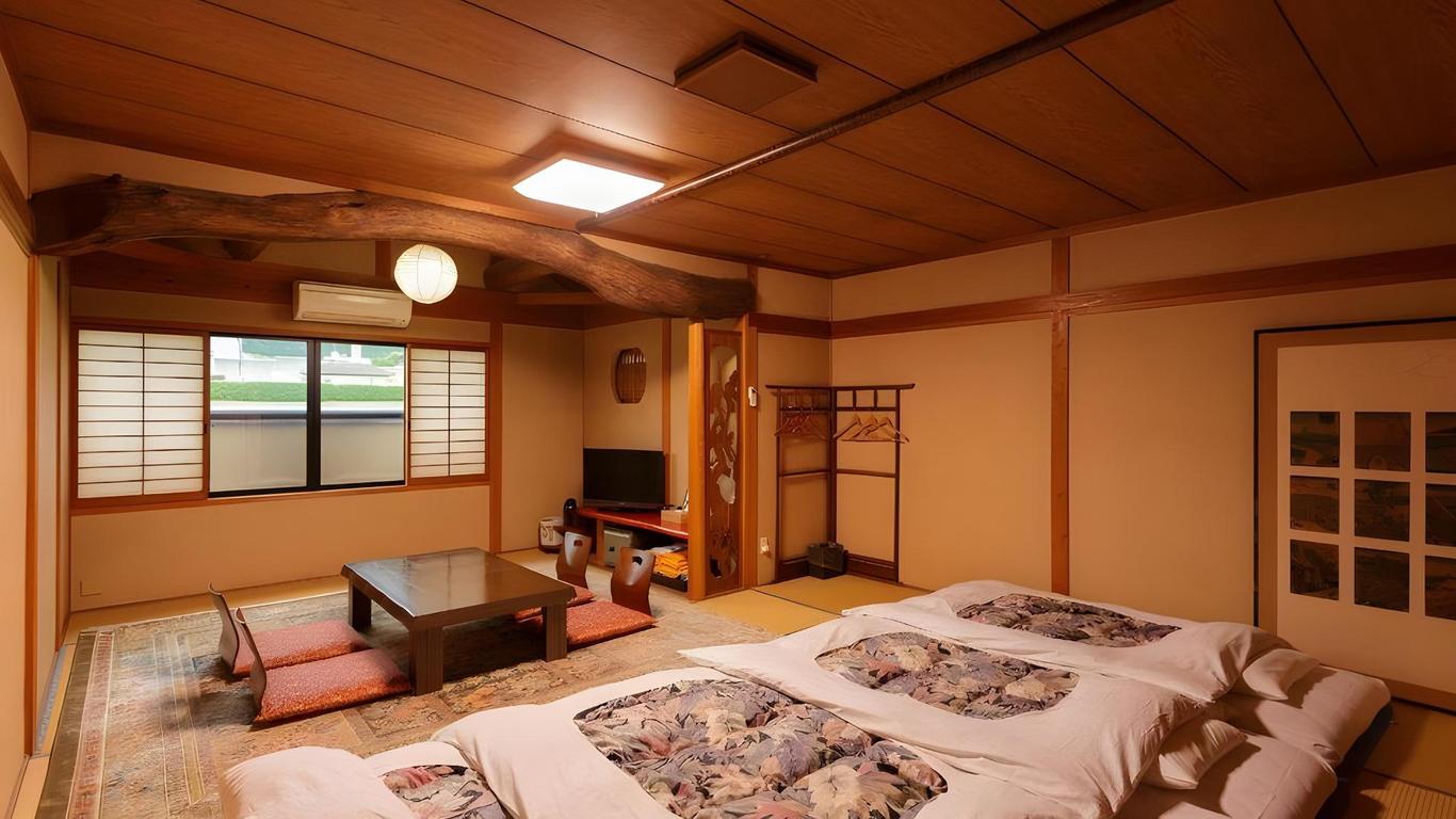 Yufuin Ryokan Nogiku