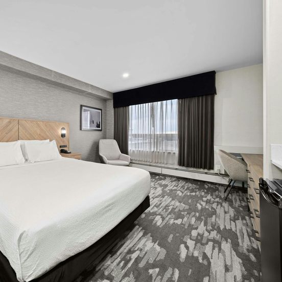 Sandman Hotel Calgary Airport image 1