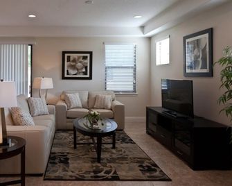 The Fountains At Champions Gate - Davenport - Living room