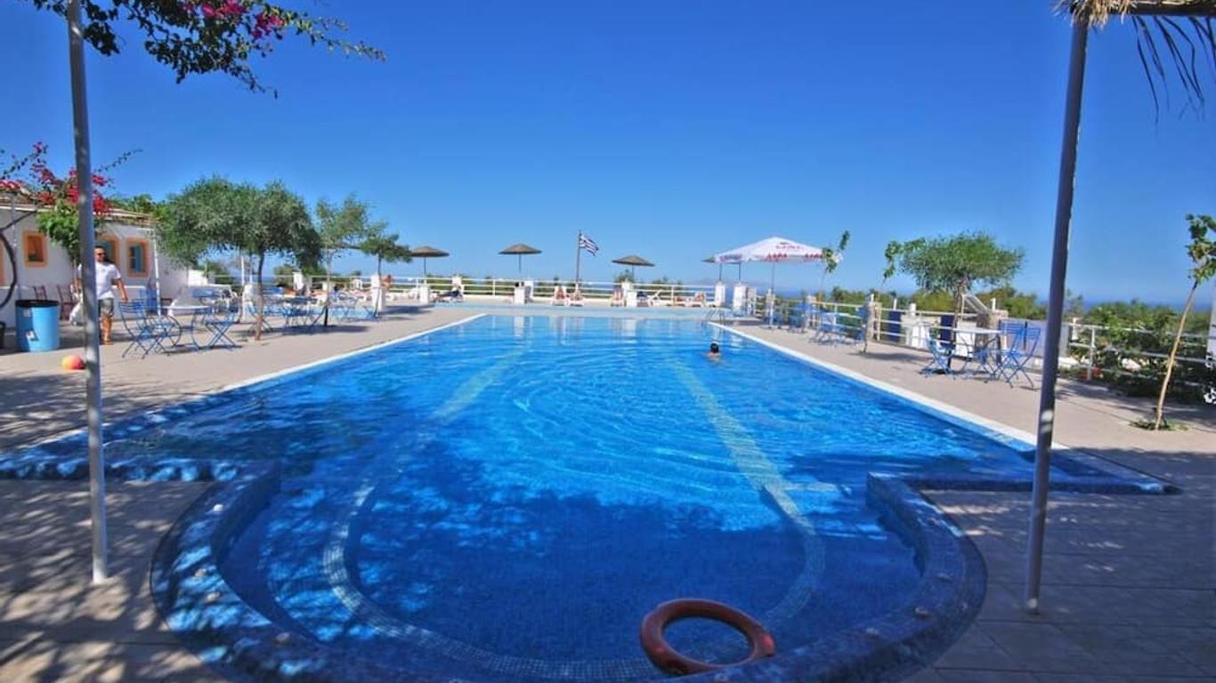 سانتوريني كامبينج آند هوستل