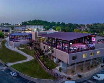 The Resort at Lake of the Ozarks - Lake Ozark - Edificio