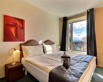 Hôtel Restaurant Bellevue - Yverdon-les-Bains - Bedroom