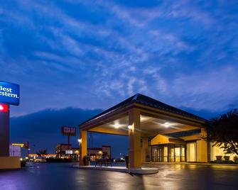 Best Western Richmond Hotel - Richmond - Edificio