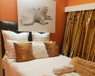 Wg Guest Villas - Bulawayo - Ložnice