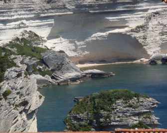 house / villa - Monacia d'Aullène - Monacia-dʼAullène - Building