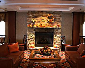 Holiday Inn Express & Suites Hagerstown - Hagerstown - Lounge