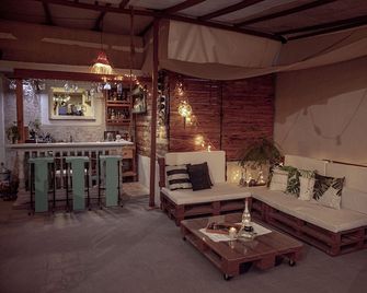 Hostal Santander Oromi - Havana - Living room