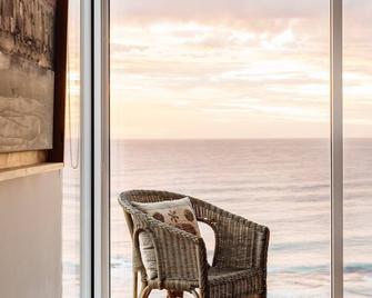 Holland House Bay of Fires - Binalong Bay - Balcony
