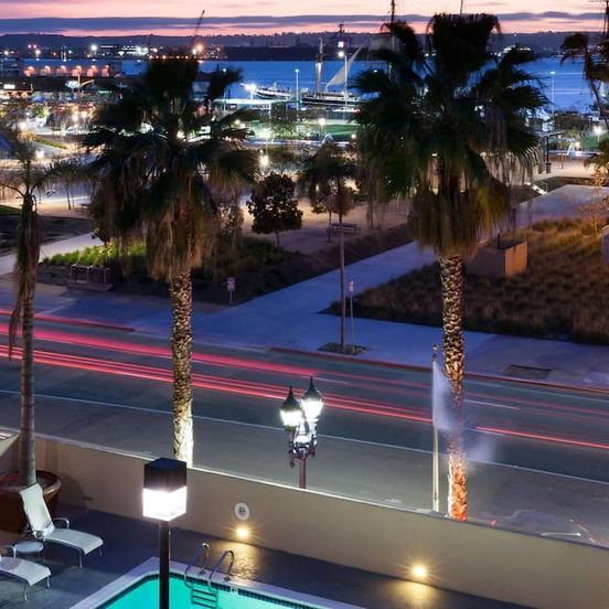Hampton Inn San Diego-Downtown/Airport Area image 1