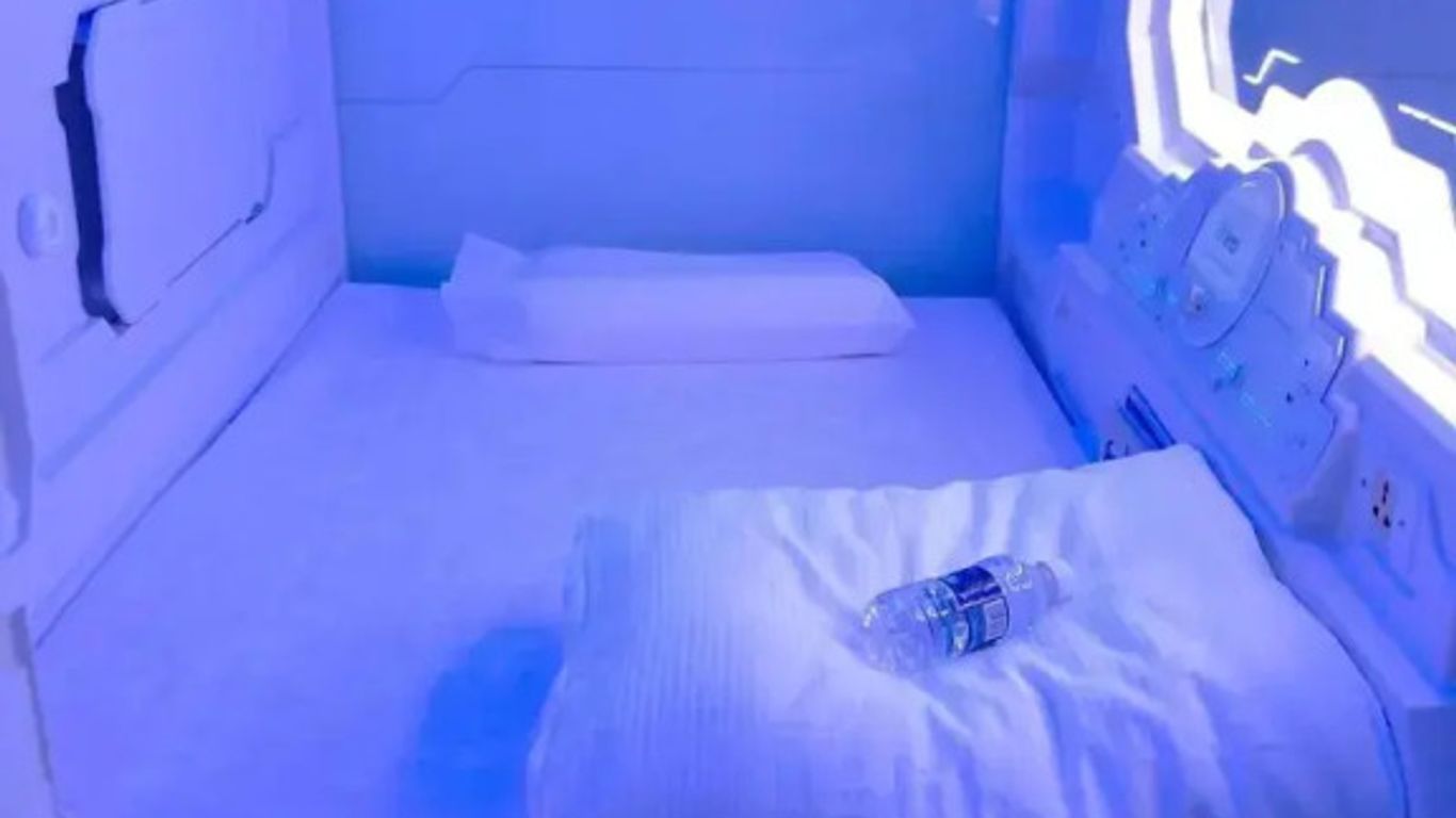 Izzzleep Aeropuerto Terminal 1