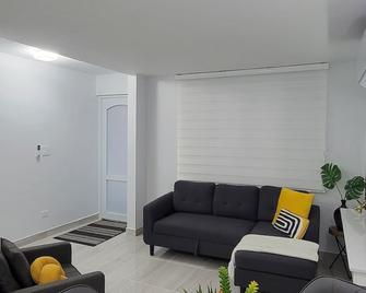 The Yellow Spot - Fajardo - Living room