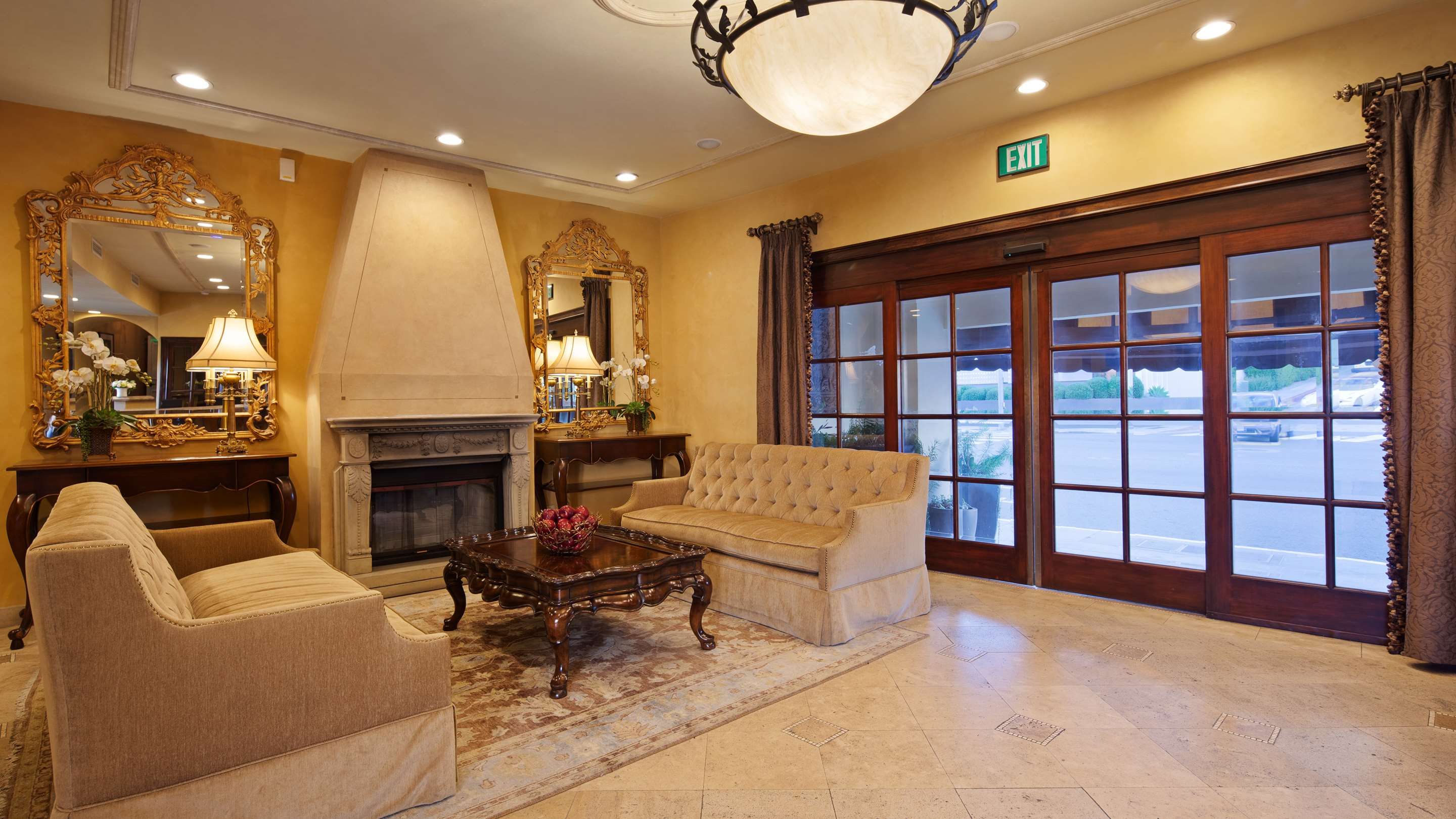 貝斯特韋斯特日落廣場酒店 - 西荷里活 - 洛杉磯 - 大廳