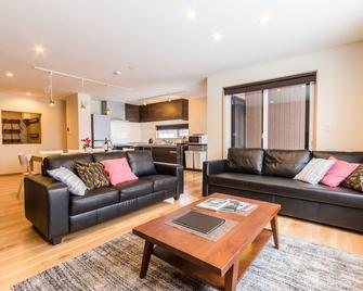 Kabayama Townhouses - Kutchan - Living room