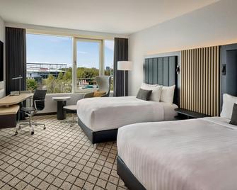 Courtyard by Marriott Hannover Maschsee - Hannover - Bedroom