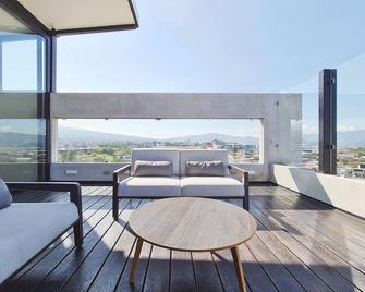 Bee Suites San José - Escalante - San José - Balcony