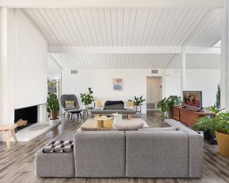 Eichler Mid-Century Perfect Wfh, Relax & Entertain - Orange - Sala de estar