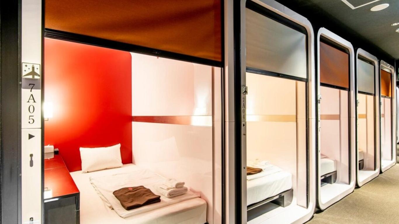 First Cabin Kanazawa Hyakumangoku Dori