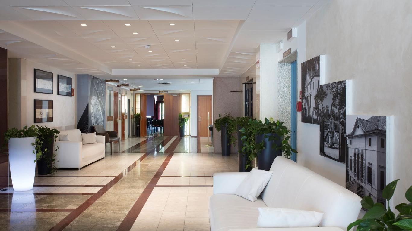 ألفا فييرا هوتل