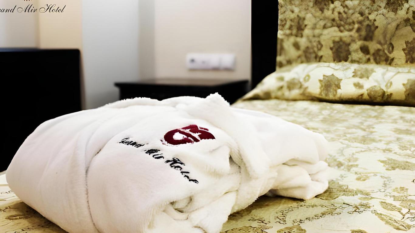 Grand Mir Hotel