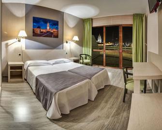 Hotel Spa Rio Ucero - El Burgo de Osma - Bedroom